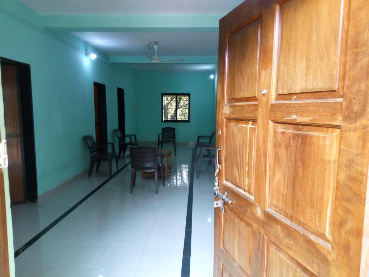 Homestay Swastik Ac 1bhk Mandrem